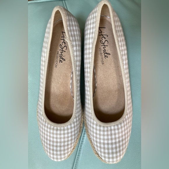 NWOT Life Stride Velocity 2.0 Karma Espadrille Wedge Slip On Sz 11 - Picture 10 of 10